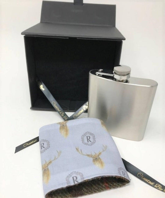 6oz Harris Tweed Hip Flask - Dark Grey - by Created by the RidleysHarris Tweed wrapped 6oz Harris Tweed Hip Flask would make a lovely gift for that someone special sold complete with its own beautiful gift box
The 6oz Harris Tweed Accessories For MenCreated By The RidleysArchieSoul Men6oz Harris Tweed